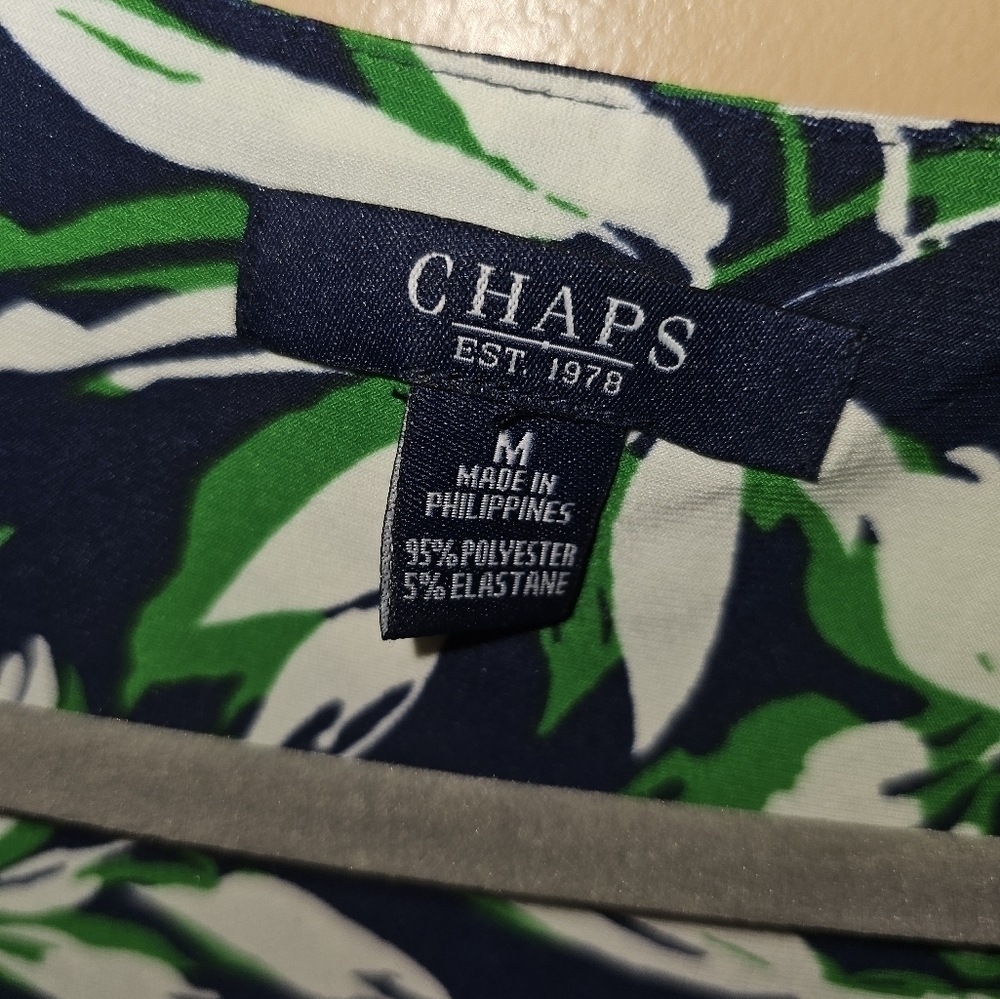 Chaps Woman’s Floral Blue Faux Criss Cross Wrap Front Dress Size M - Picture 3 of 4